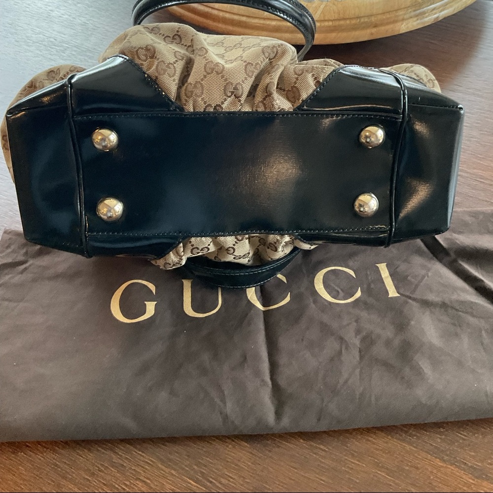 Authentic GUCCI GG Canvas Full Moon Tote Bag - Picture 10 of 11